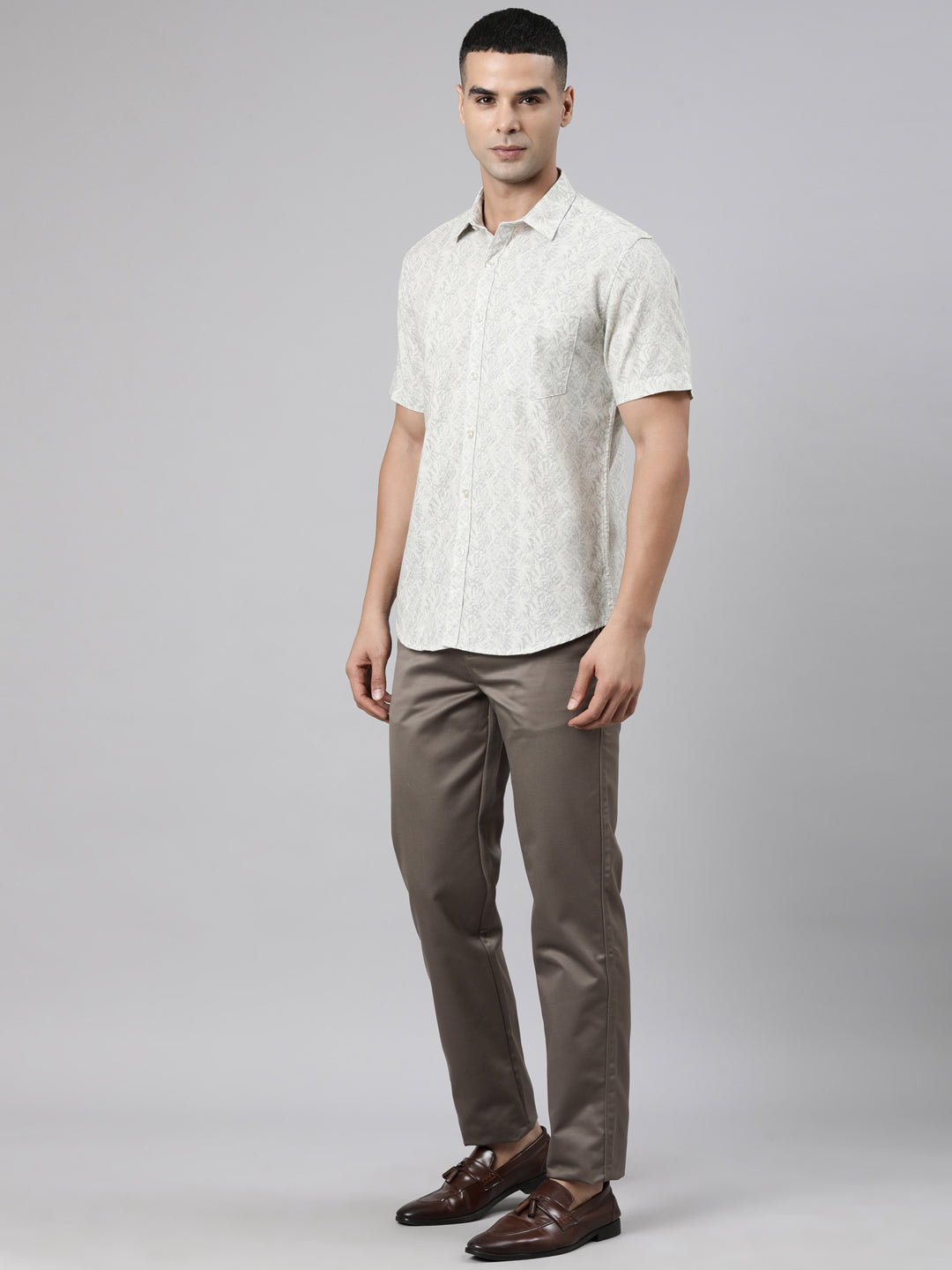 Classic Polo Men's Half Sleeve Off-White Polo Neck Slim Fit Printed Cotton Casual Shirt | SR1-EL-07 B-HS-PRT-SF