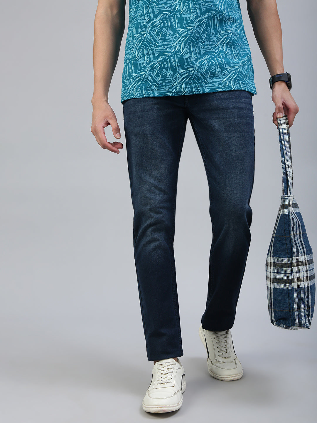 Classic Polo Men's Dark Blue Slim Fit Solid Denim||CPDQ1-01-DBLU-SF