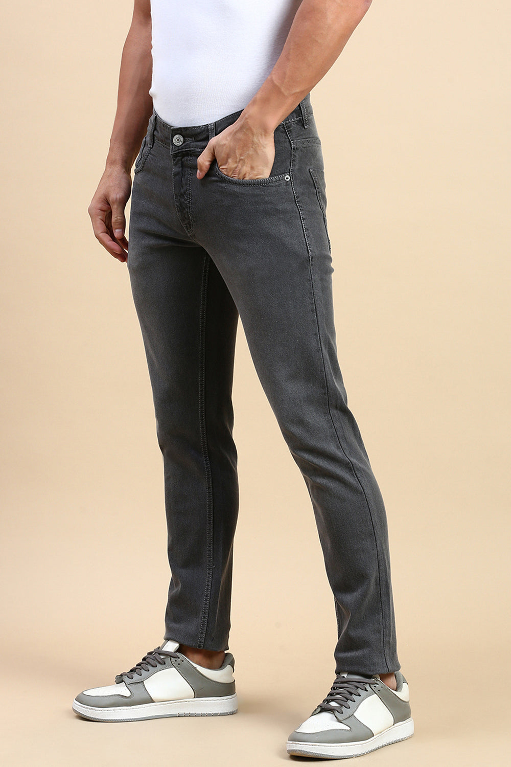 Classic Polo Men's Dark Grey Slim Fit Solid Jeans | DAZVIK-L.GREY-SK