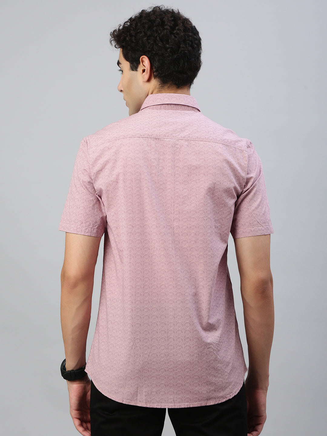 Classic Polo Men's Half Sleeve Lt.Pink Polo Neck Slim Fit All Over Print Shirt||SP2-CL-79 A-HS-PRT-SF
