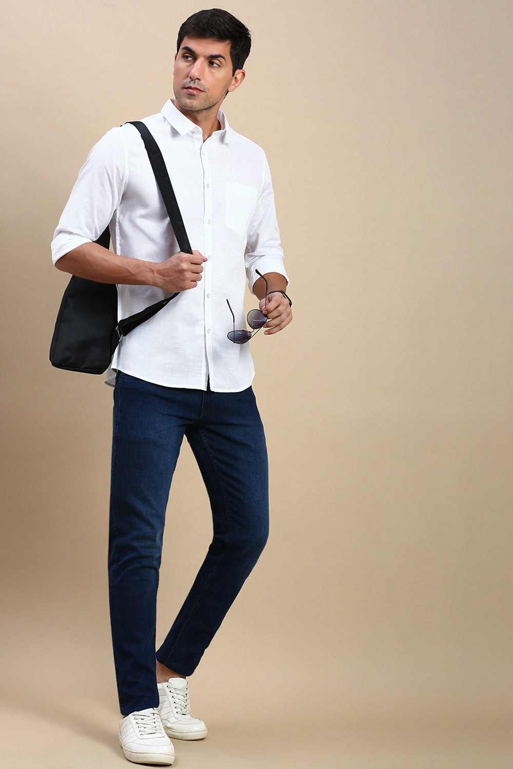 Classic Polo Men's Dark Blue Slim Fit Solid Jeans | DAZVIK-MID BLUE-SK