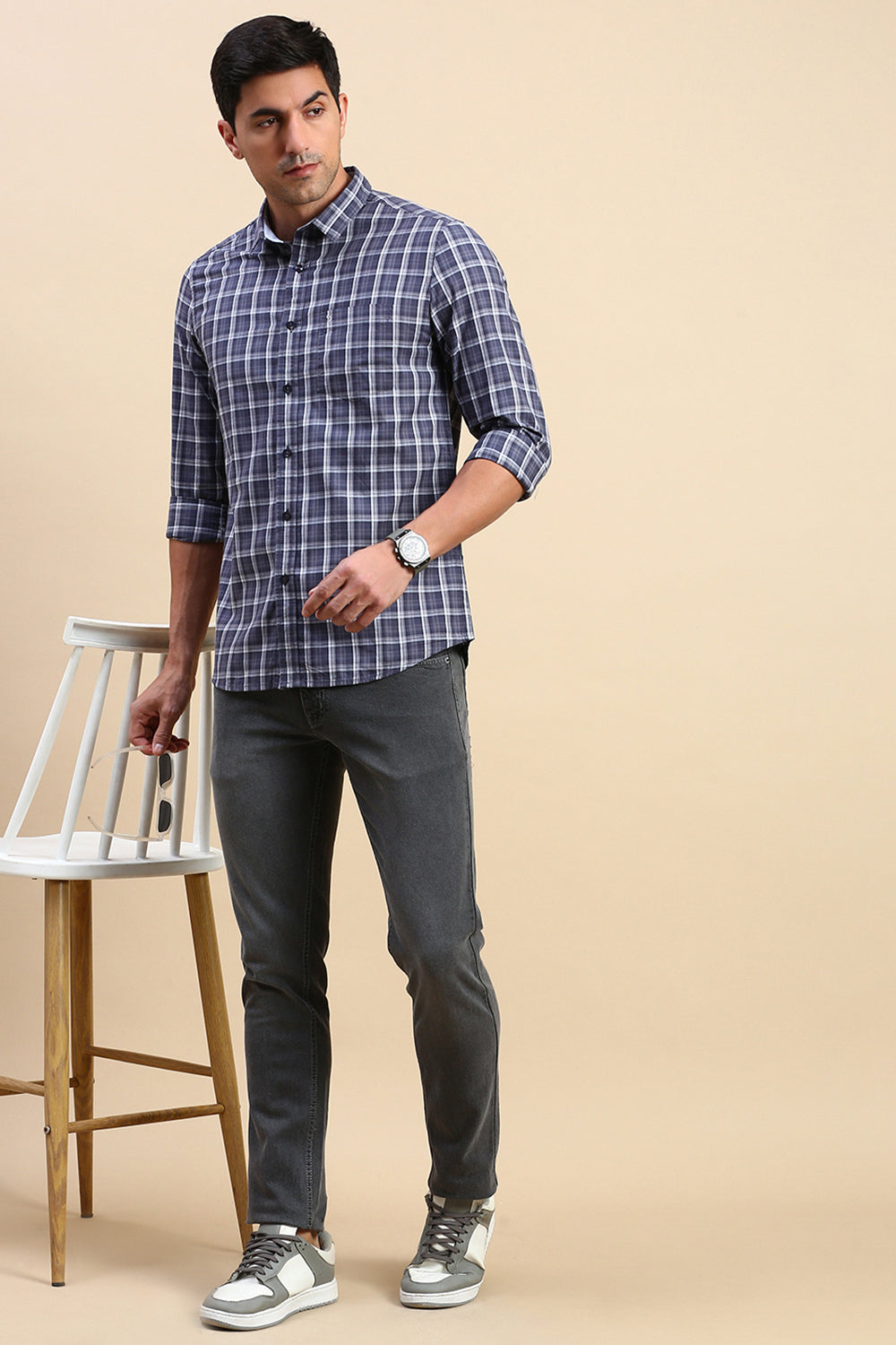 Classic Polo Men's Dark Grey Slim Fit Solid Jeans | DAZVIK-L.GREY-SK