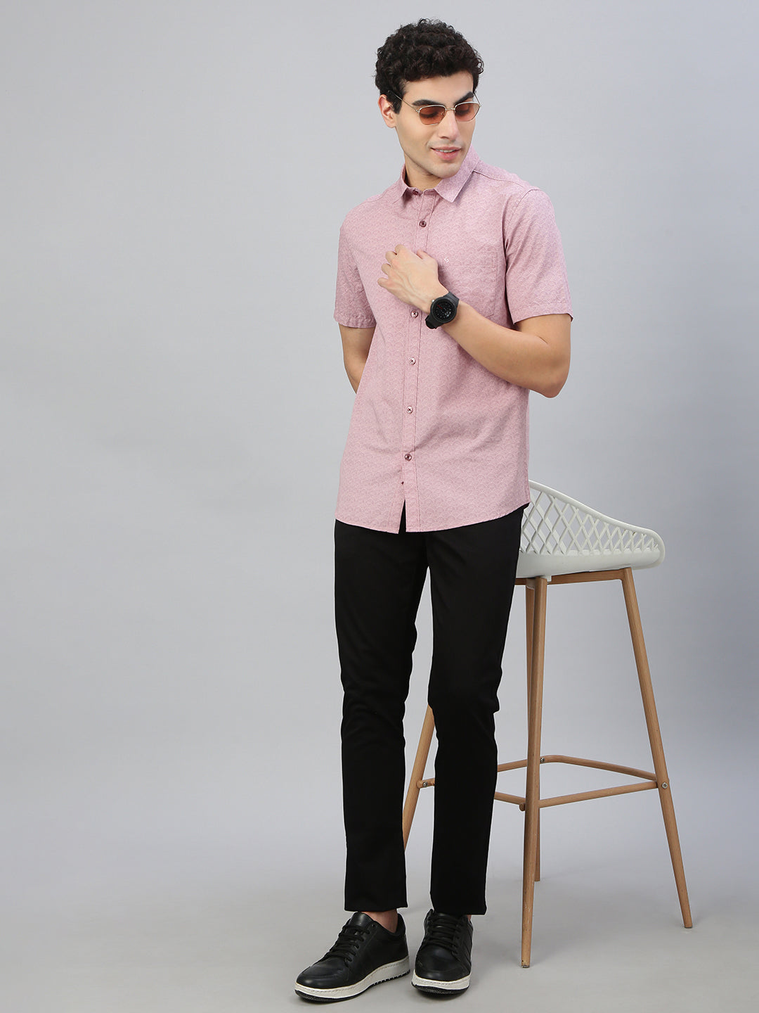 Classic Polo Men's Half Sleeve Lt.Pink Polo Neck Slim Fit All Over Print Shirt||SP2-CL-79 A-HS-PRT-SF