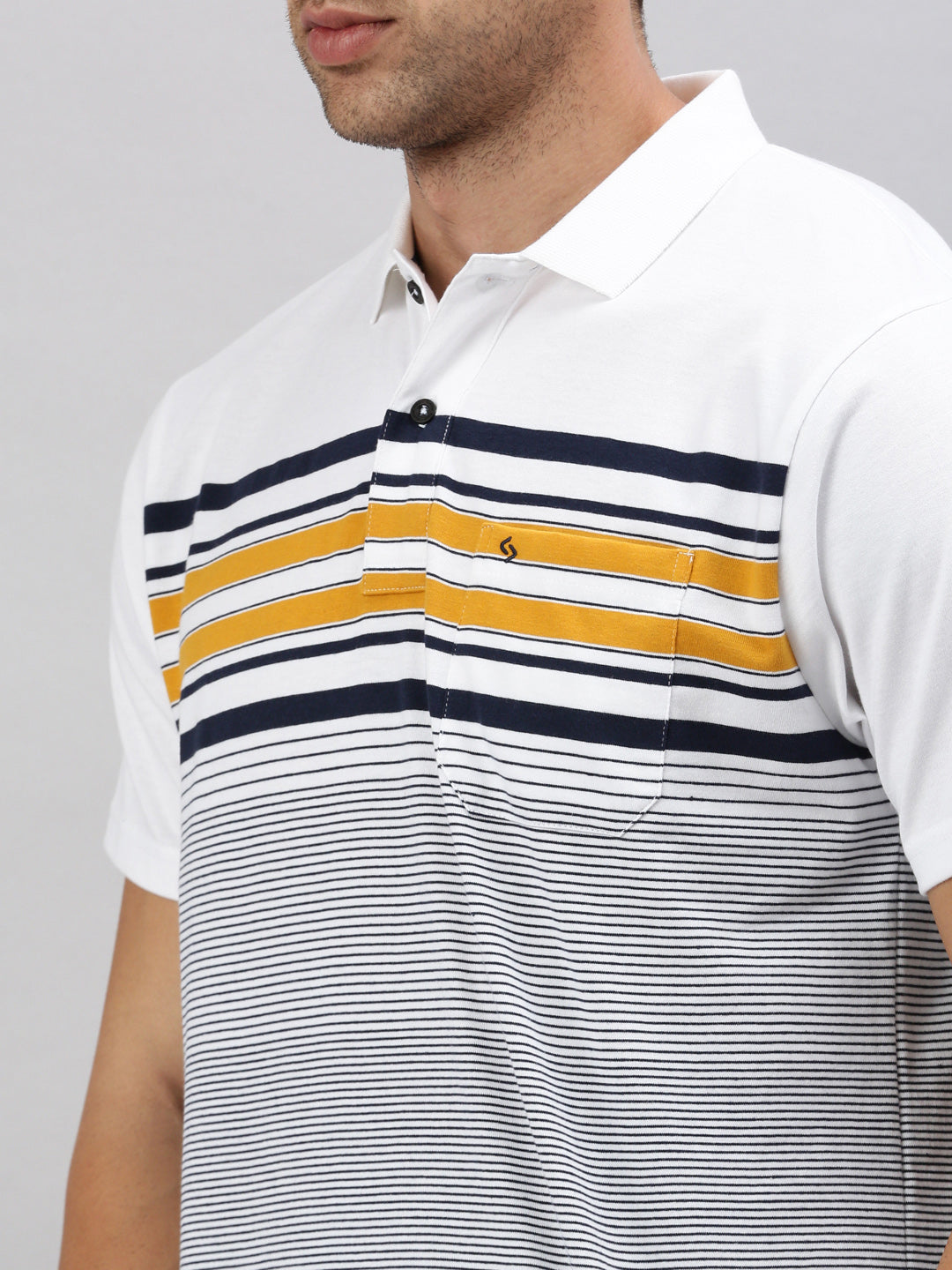 Classic Polo Men's Half Sleeve White/Navy Polo Neck Cotton Authentic Fit T Shirt | AVON - 578 A AF P