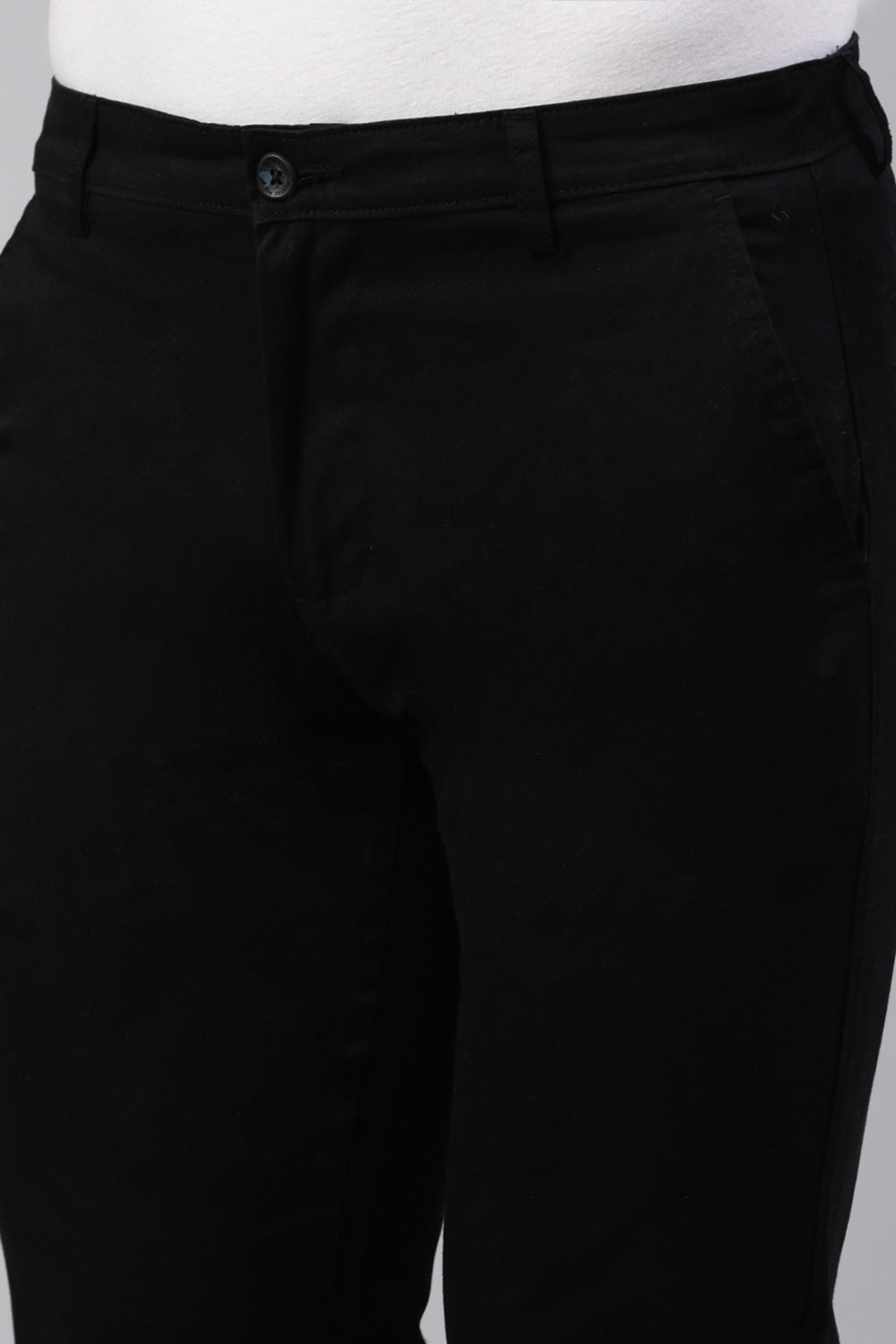 Classic Polo Men's Black Moderate Fit Solid Trouser