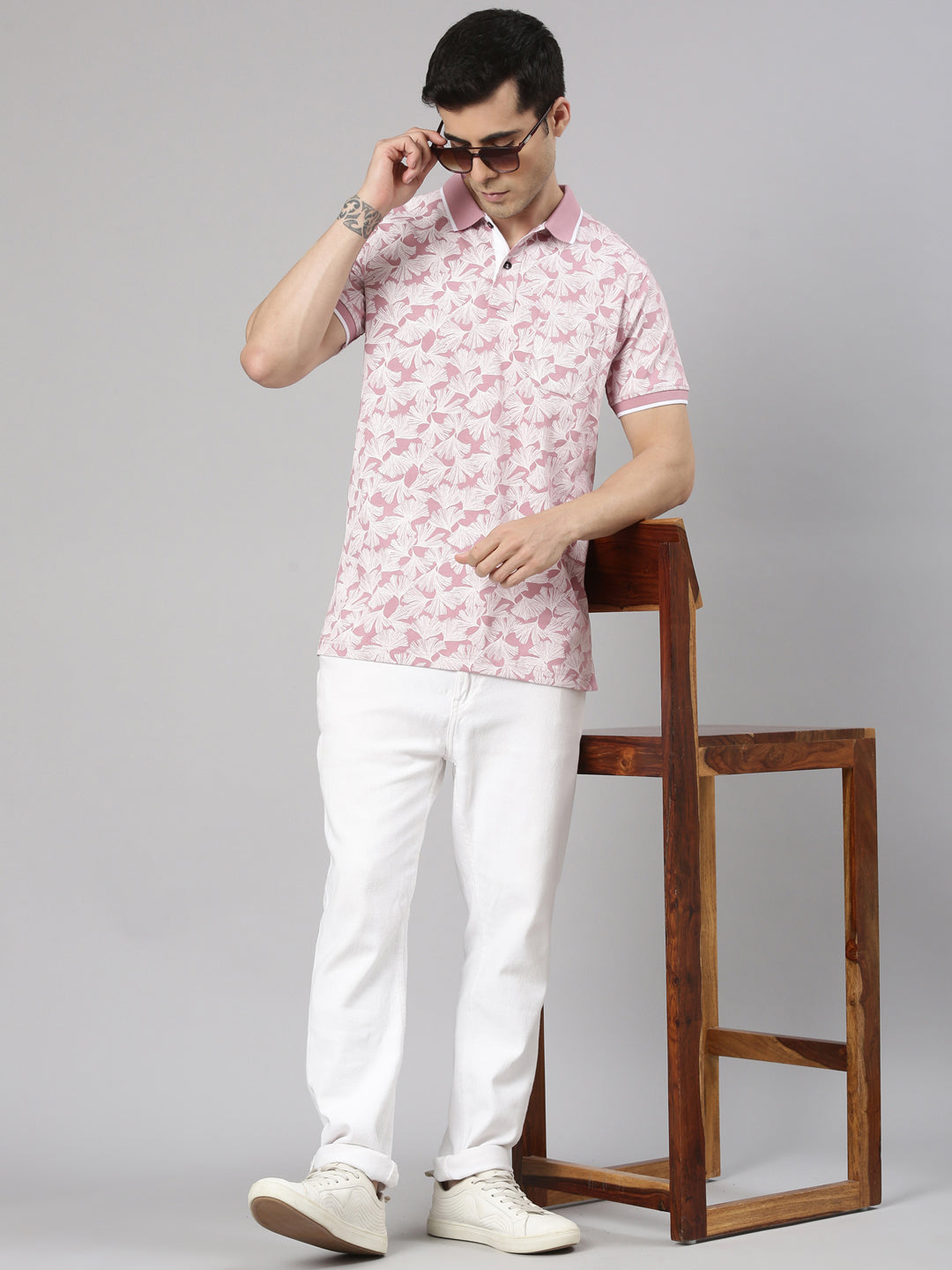 Classic Polo Men's Half Sleeve White/Pink Polo Neck Slim Fit All-Over Print Cotton T-Shirt | BELLO - 347 A SF P