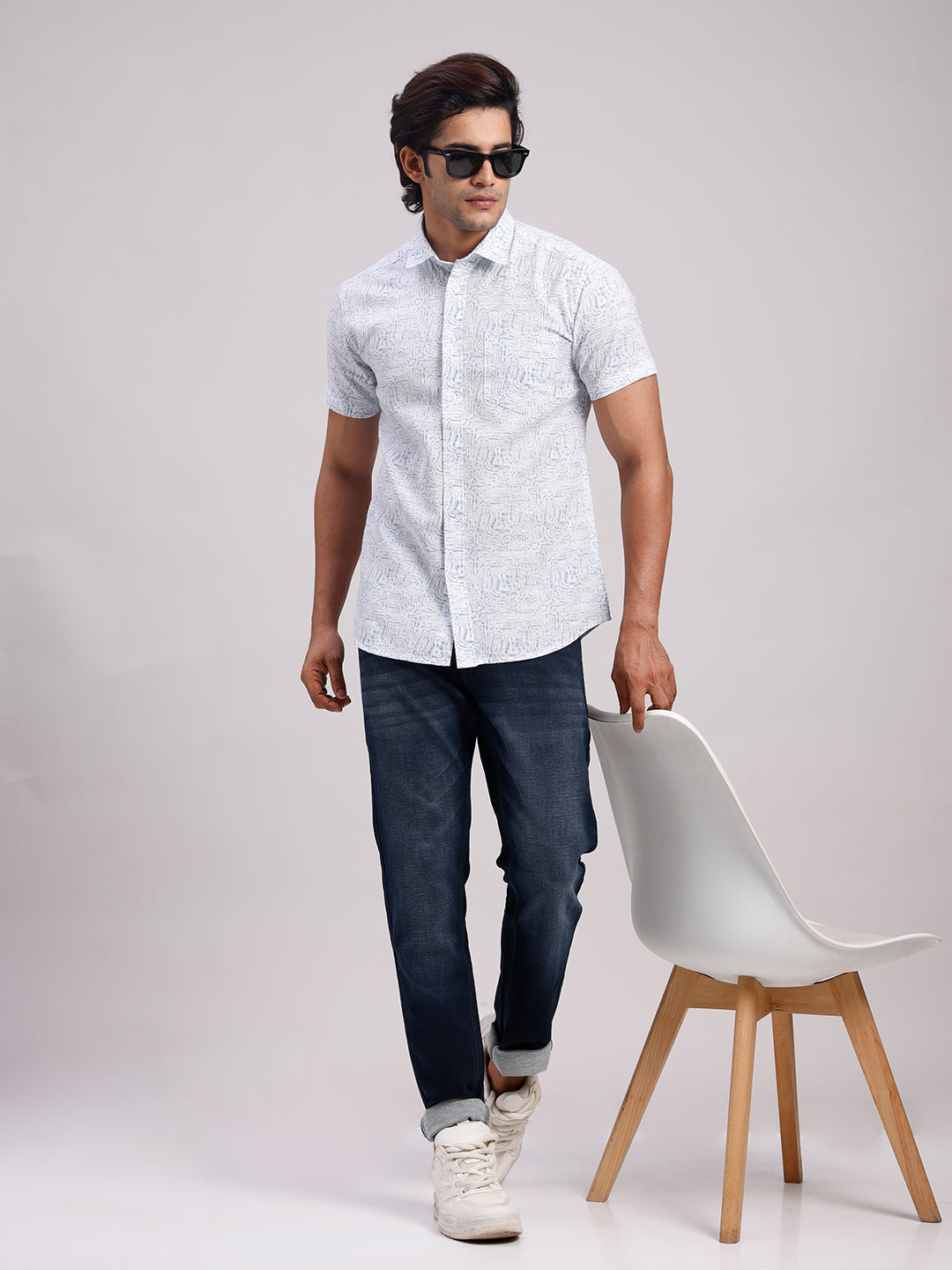 Classic Polo Men's Half Sleeve Off-White/Light Blue Polo Neck Slim Fit All-Over Print Cotton Casual Shirt | SR1-GN-07 A-HS-PRT-SF