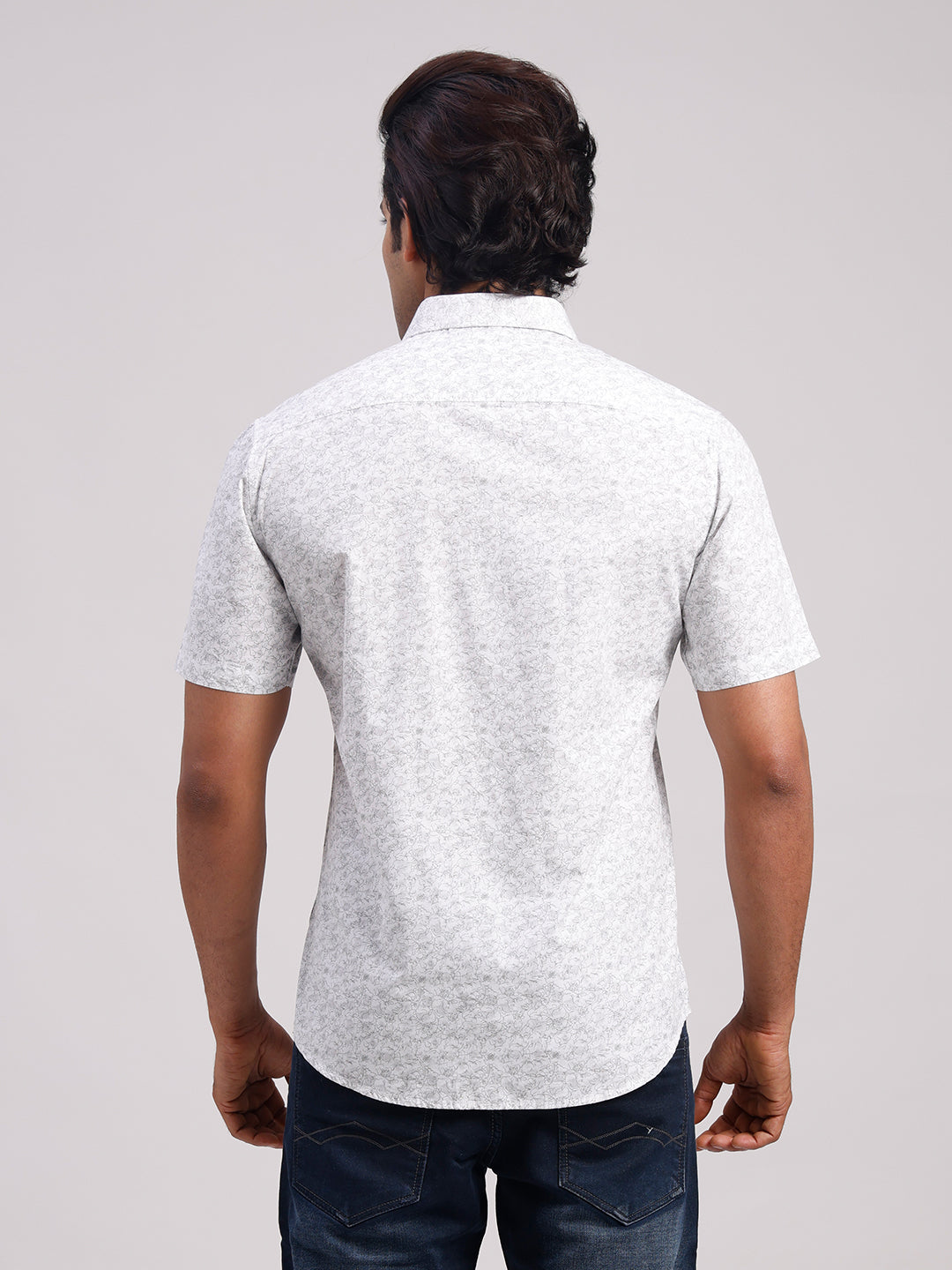 Classic Polo Men's Half Sleeve White Polo Neck Slim Fit All-Over Print Cotton Casual Shirt | SR1-CL-25 B-HS-PRT-SF