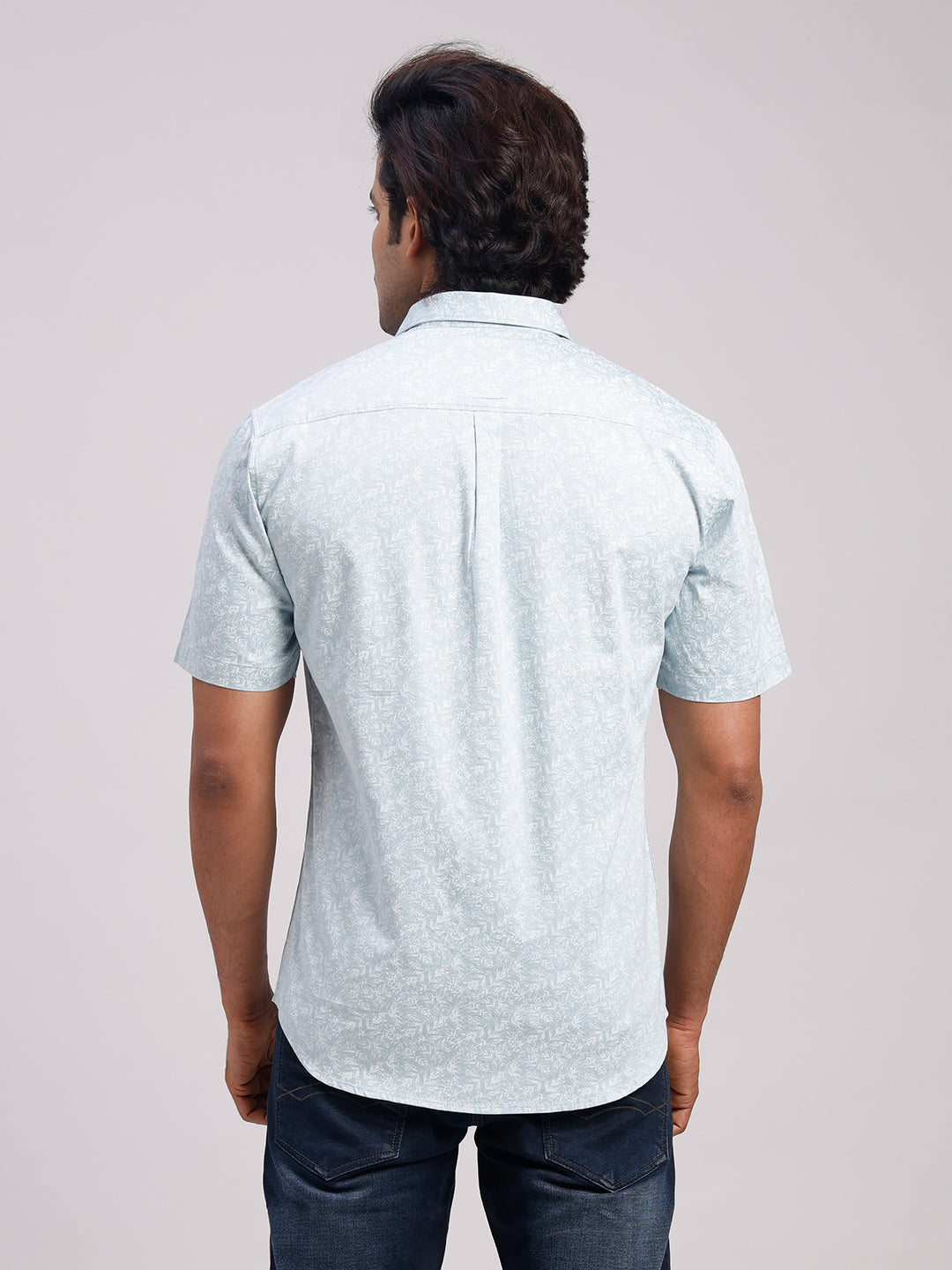 Classic Polo Men's Half Sleeve Light Blue/White Polo Neck Slim Fit All-Over Print Cotton Casual Shirt | LSHR1-CL-18 B-HS-PRT-SF