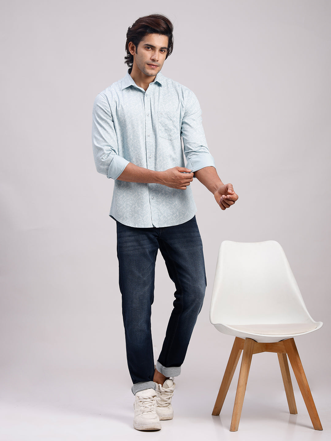 Classic Polo Men's Full Sleeve Light Blue/White Polo Neck Slim Fit All-Over Print Cotton Casual Shirt | LSHR1-CL-18 B-FS-PRT-SF