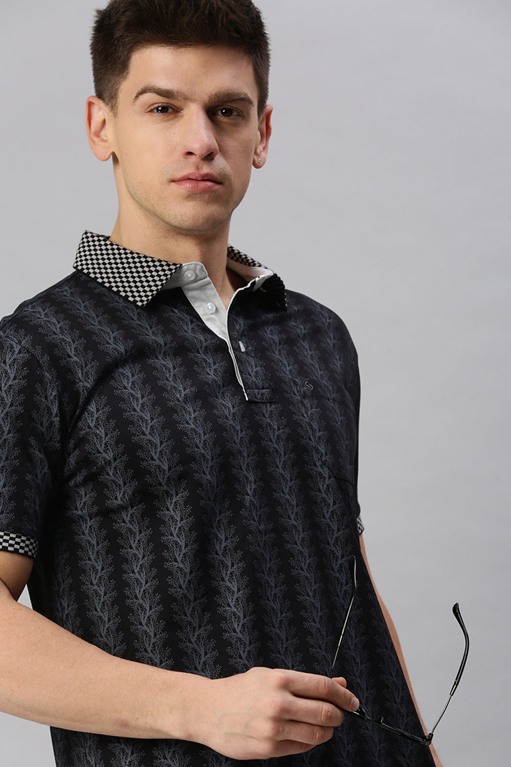 Classic Polo Men's Cotton Half Sleeve Printed Slim Fit Polo Neck Black Color T-Shirt | Scant - 16 B