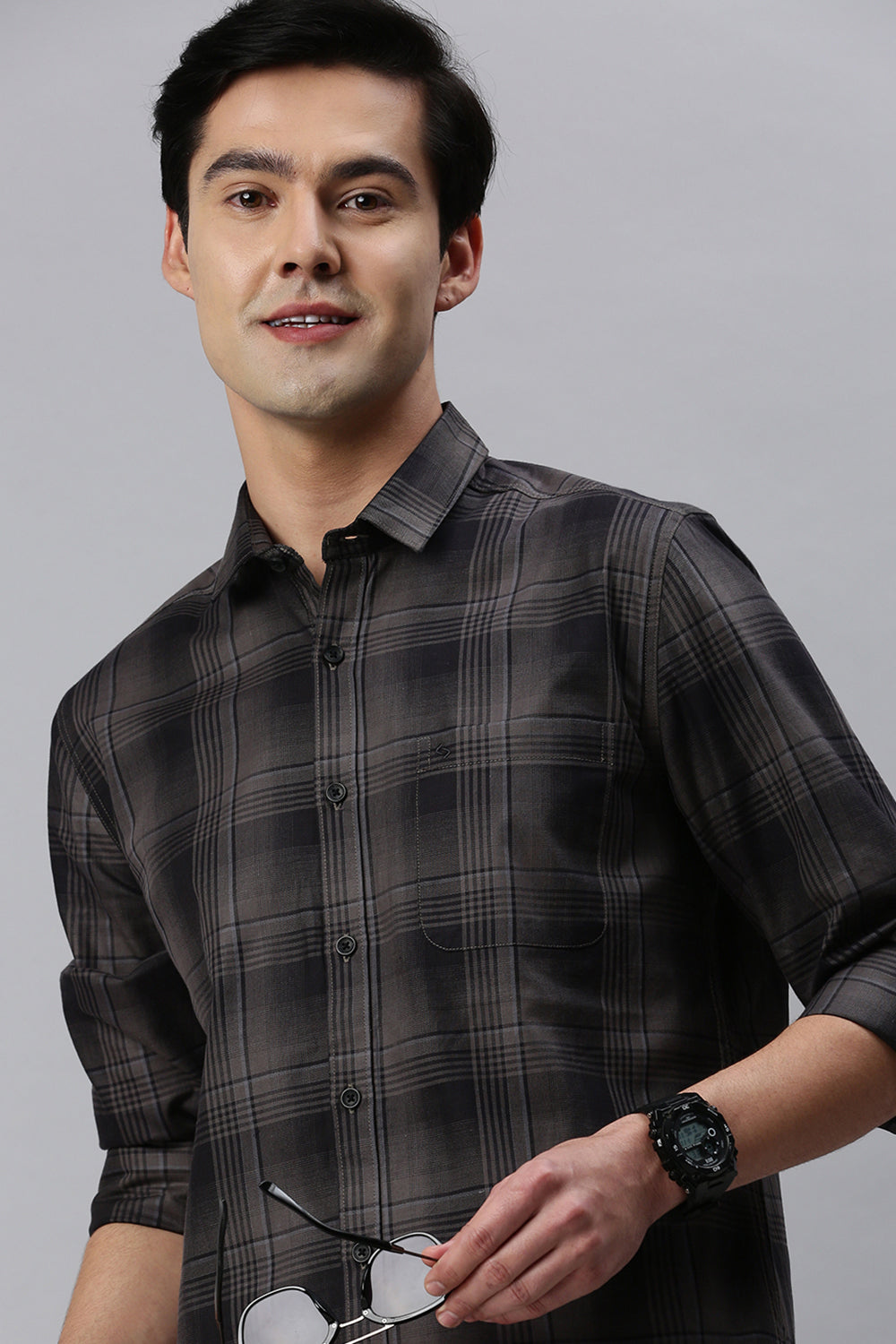 Classic Polo Men's Cotton Full Sleeve Checked Slim Fit Polo Neck Black Color Woven Shirt | So1-91 B