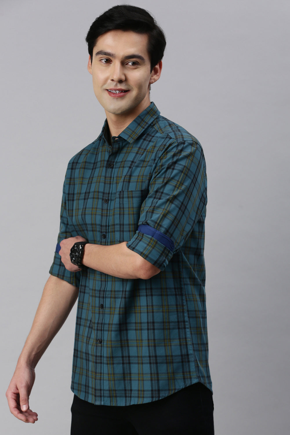 Classic Polo Men's Cotton Full Sleeve Checked Slim Fit Polo Neck Blue Color Woven Shirt | So1-18 A