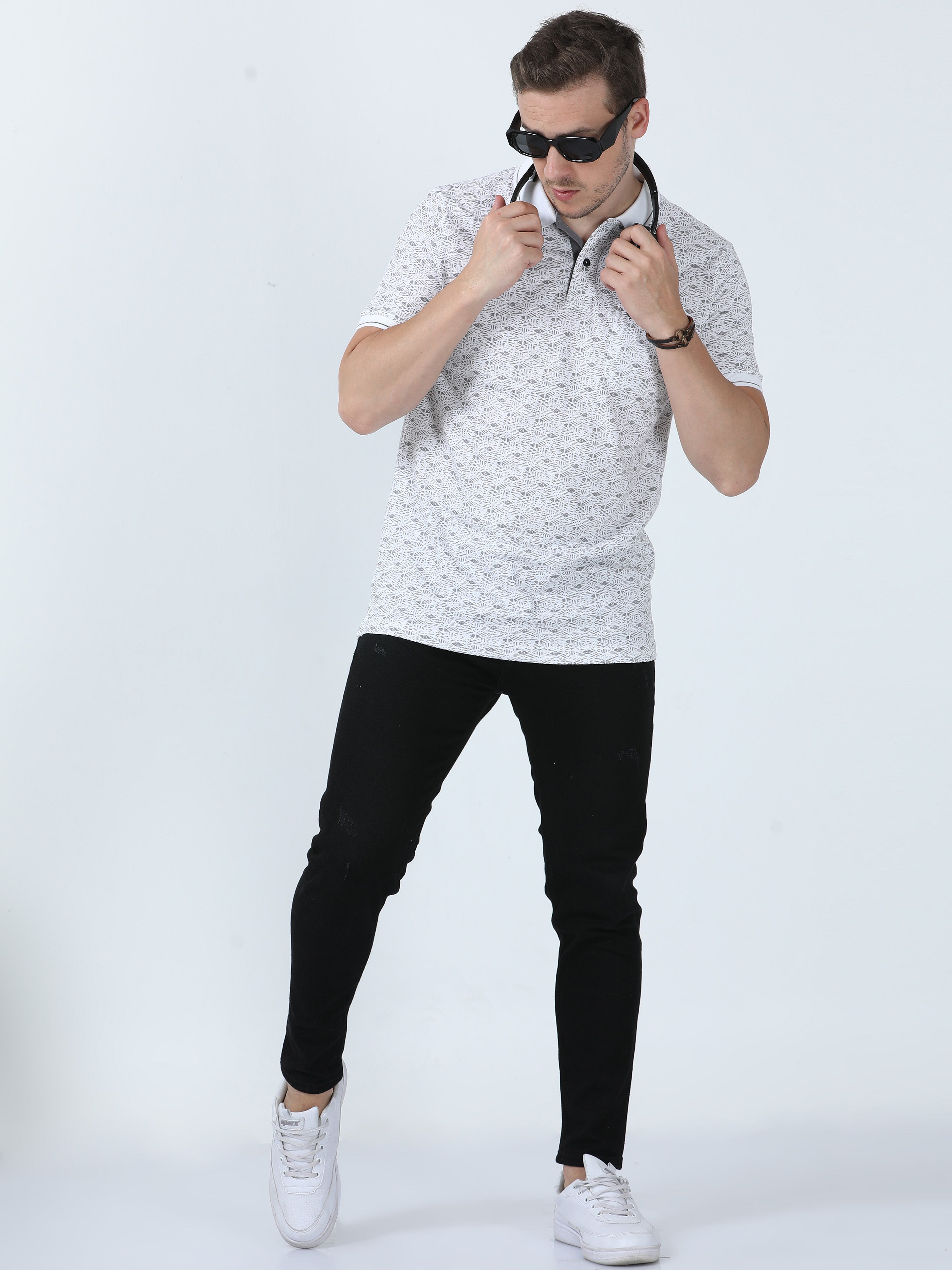 Classic Polo Men's Printed White Cotton Half Sleeve T-Shirt | BEAU - 241 A SF P