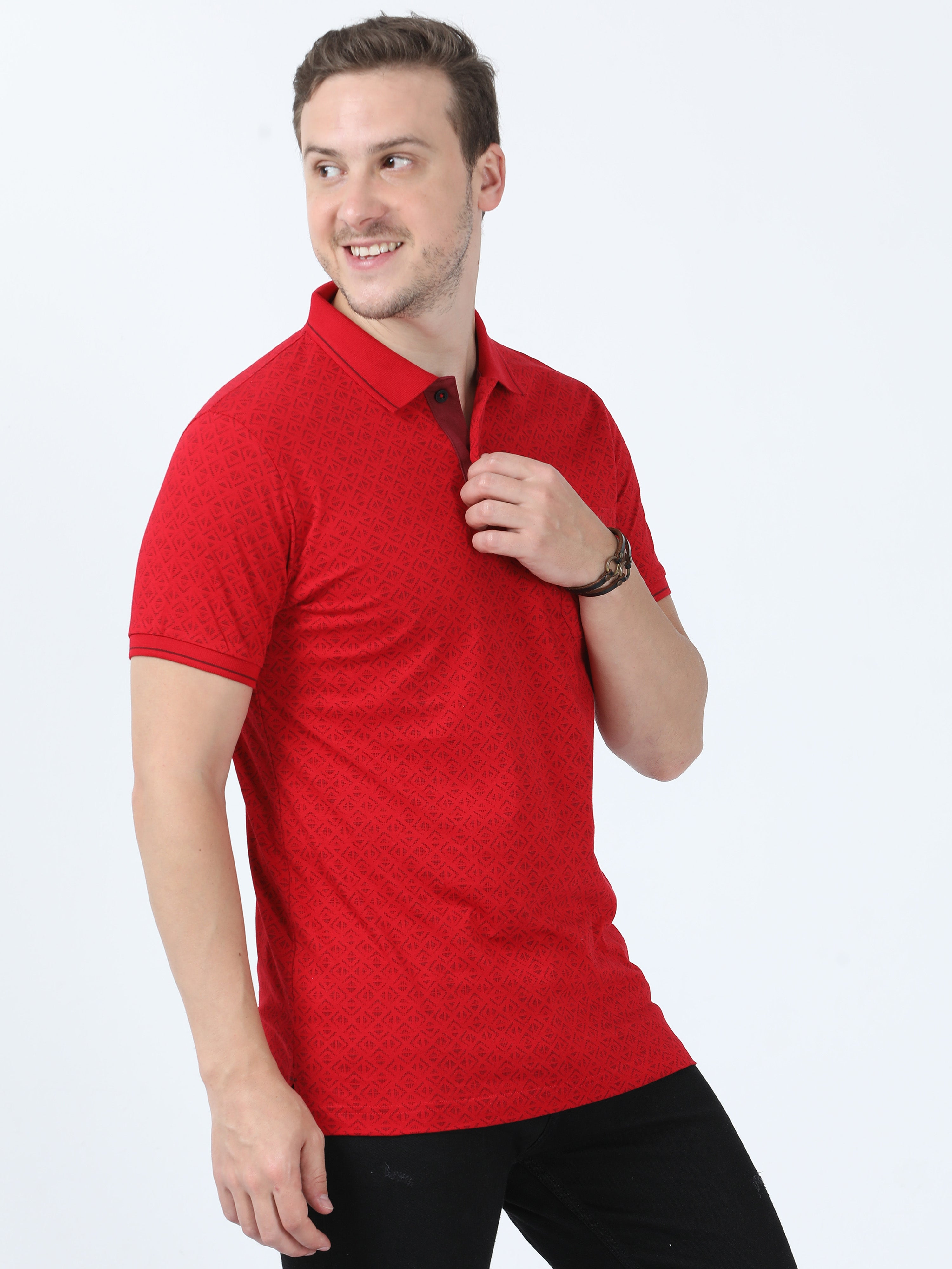 Classic Polo Men's Printed Red Cotton Half Sleeve T-Shirt | BELLO - 254 A SF P