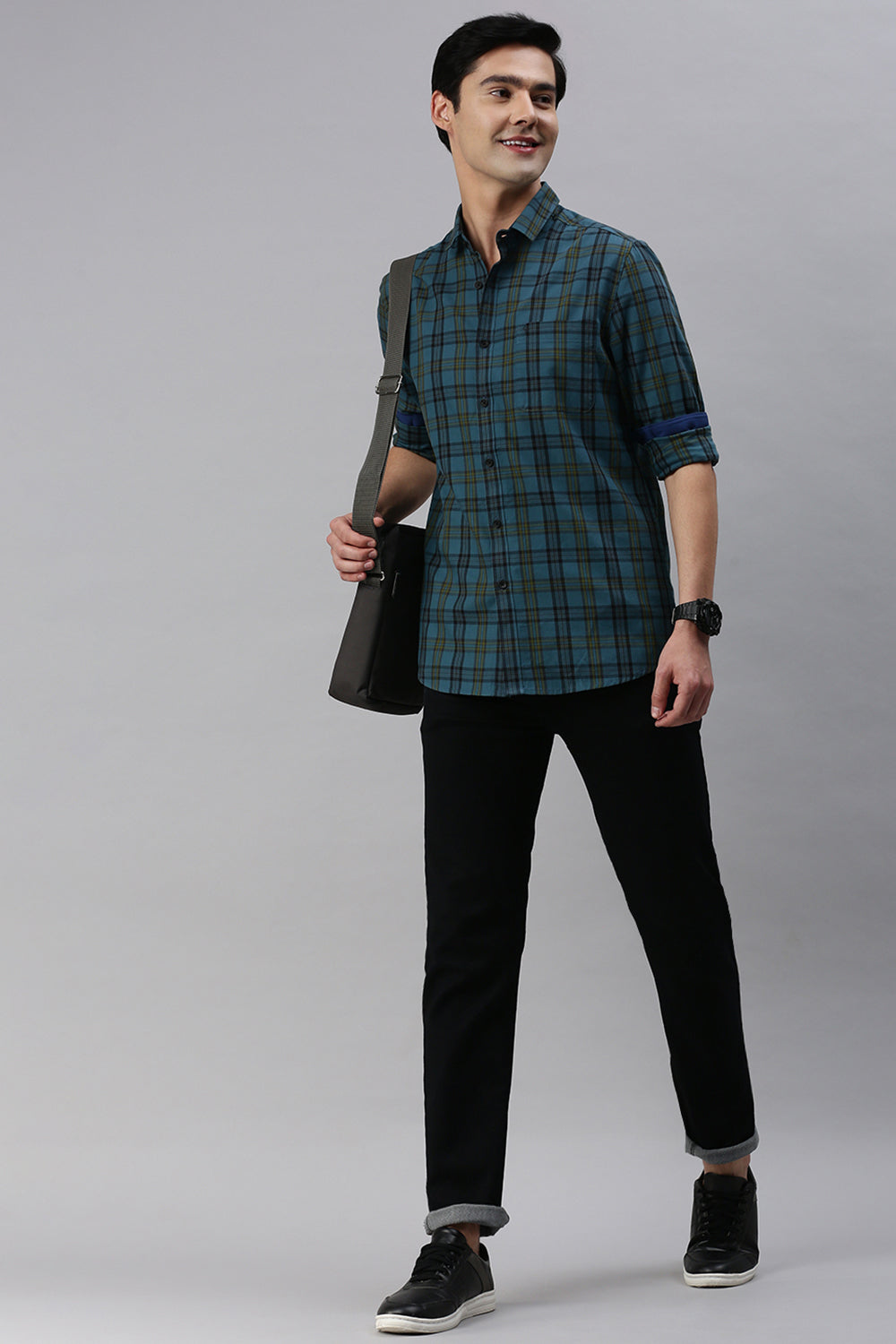 Classic Polo Men's Cotton Full Sleeve Checked Slim Fit Polo Neck Blue Color Woven Shirt | So1-18 A