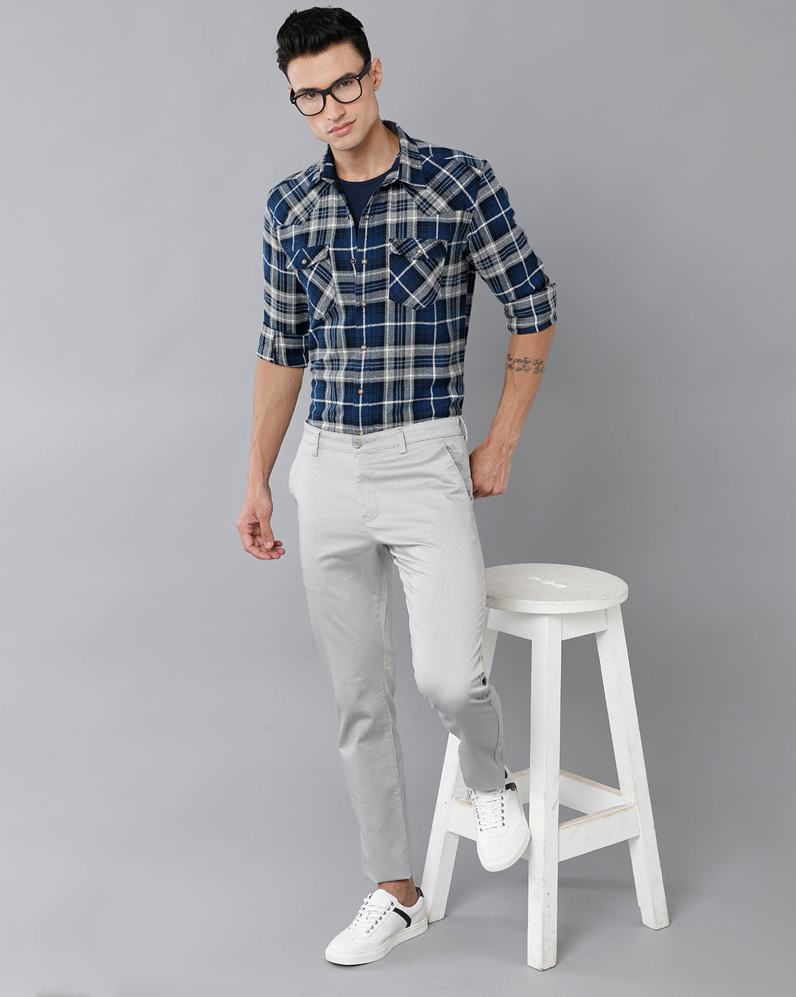 Classic Polo Men's 100% Cotton Moderate Fit Solid Ash Color Trouser | TO1-36 A-ASH
