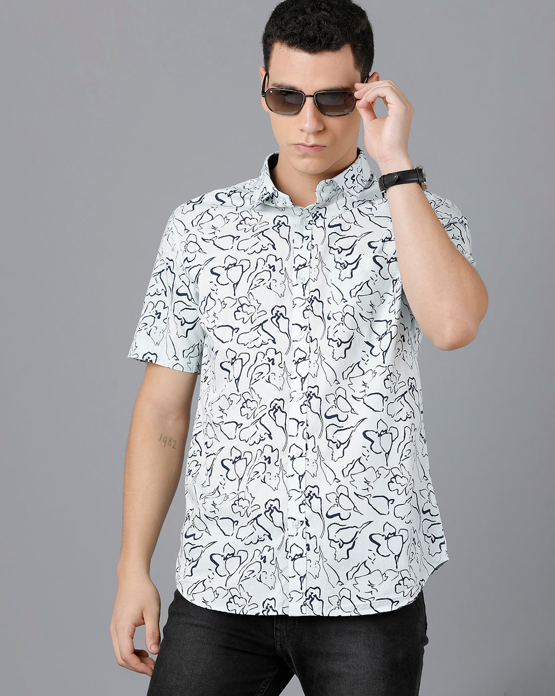 Classic Polo Mens Cotton Half Sleeve Printed Slim Fit White Color Spread Collar Woven Shirt | Sfd2- 14