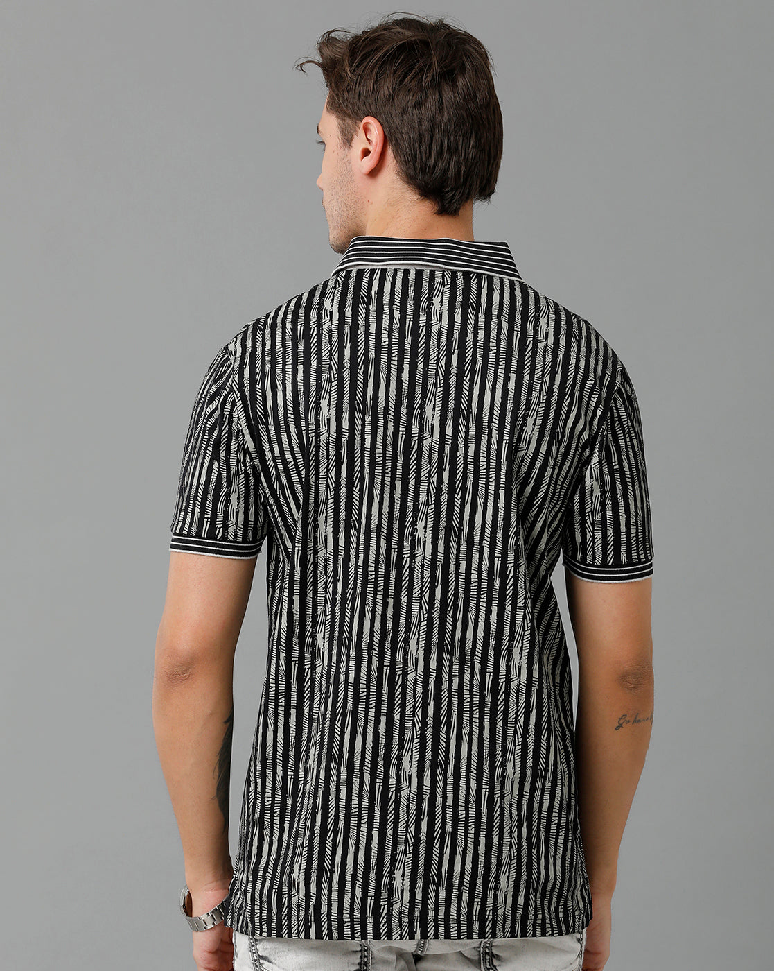 Classic Polo Men's Cotton Half Sleeve Printed Slim Fit Polo Neck Black Color T-Shirt | Scant - 19 B