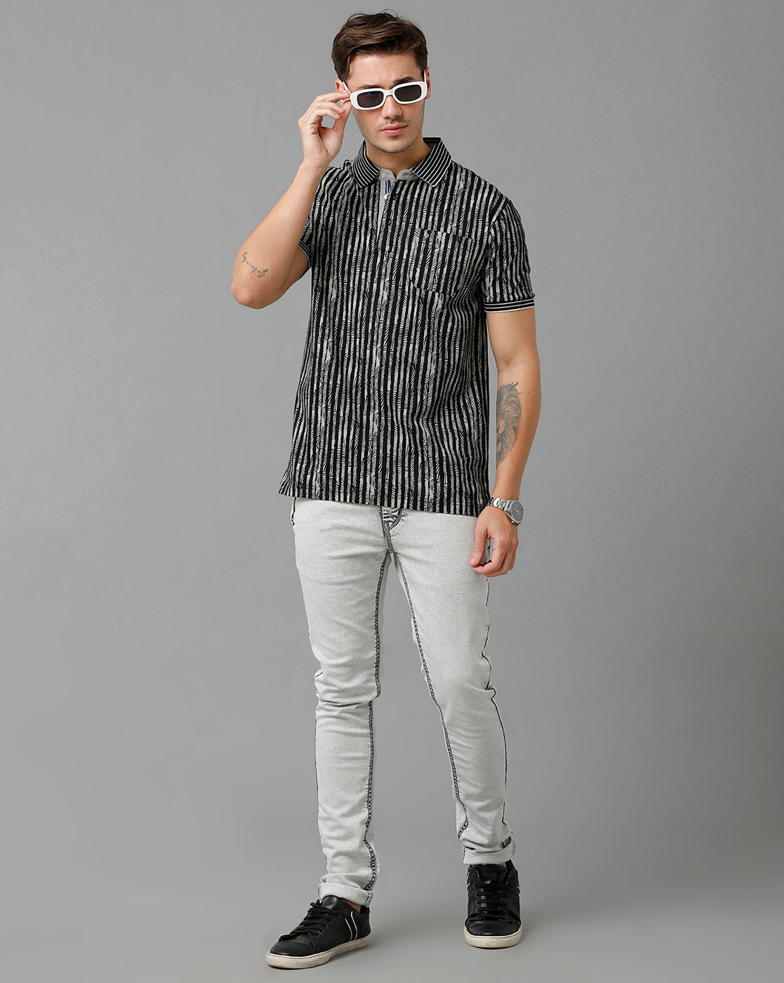 Classic Polo Men's Cotton Half Sleeve Printed Slim Fit Polo Neck Black Color T-Shirt | Scant - 19 B