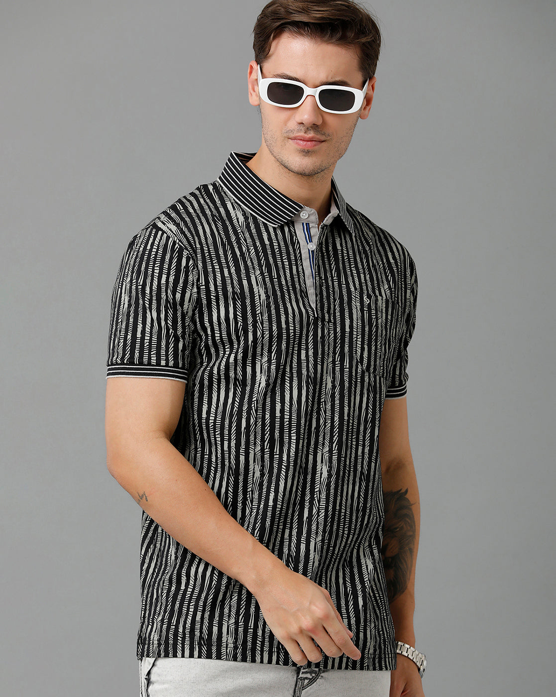 Classic Polo Men's Cotton Half Sleeve Printed Slim Fit Polo Neck Black Color T-Shirt | Scant - 19 B
