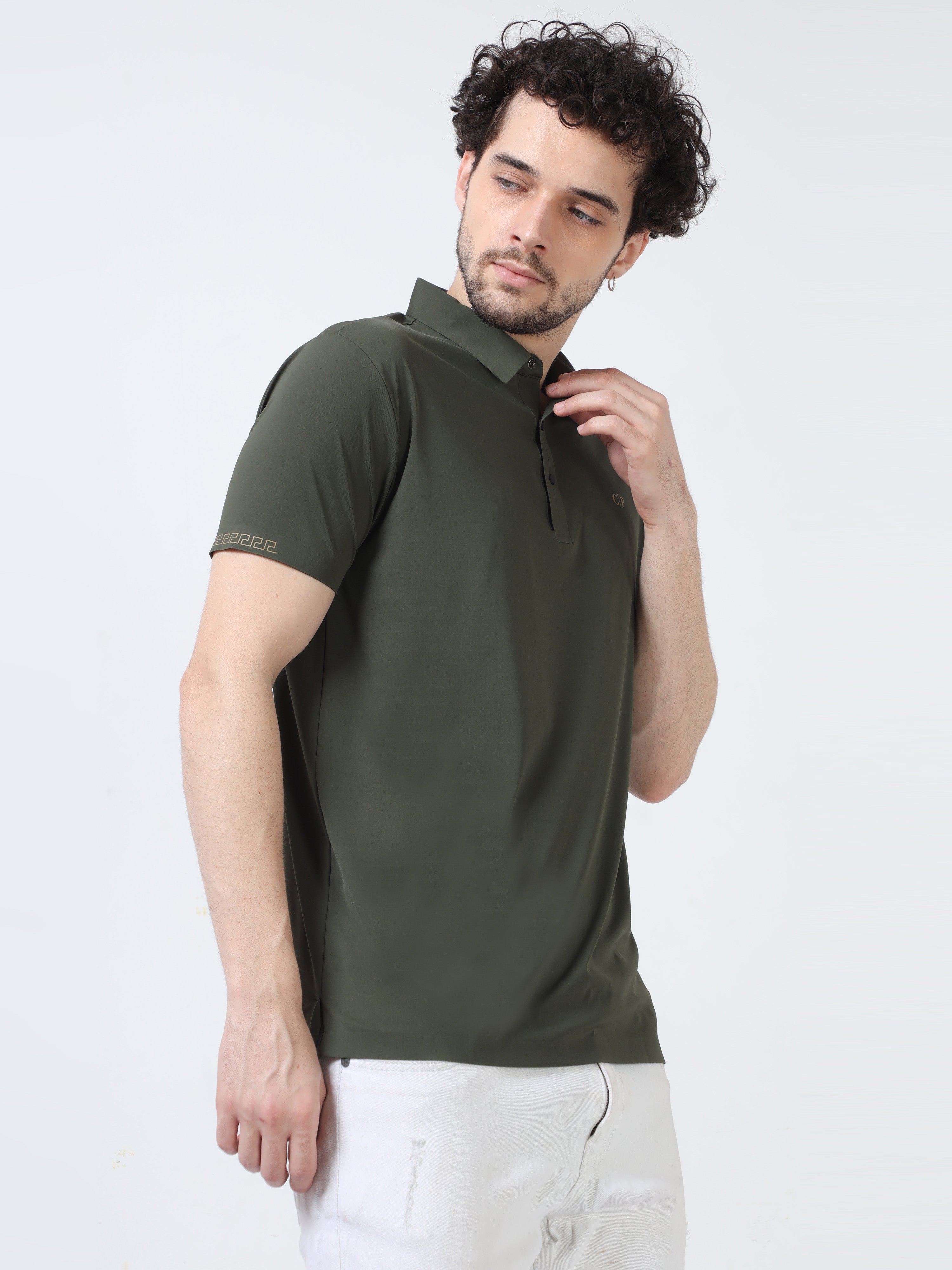 Classic Polo Men's Casual Solid Olive Green Half Sleeve T-Shirt | UNICO - 109 SF P