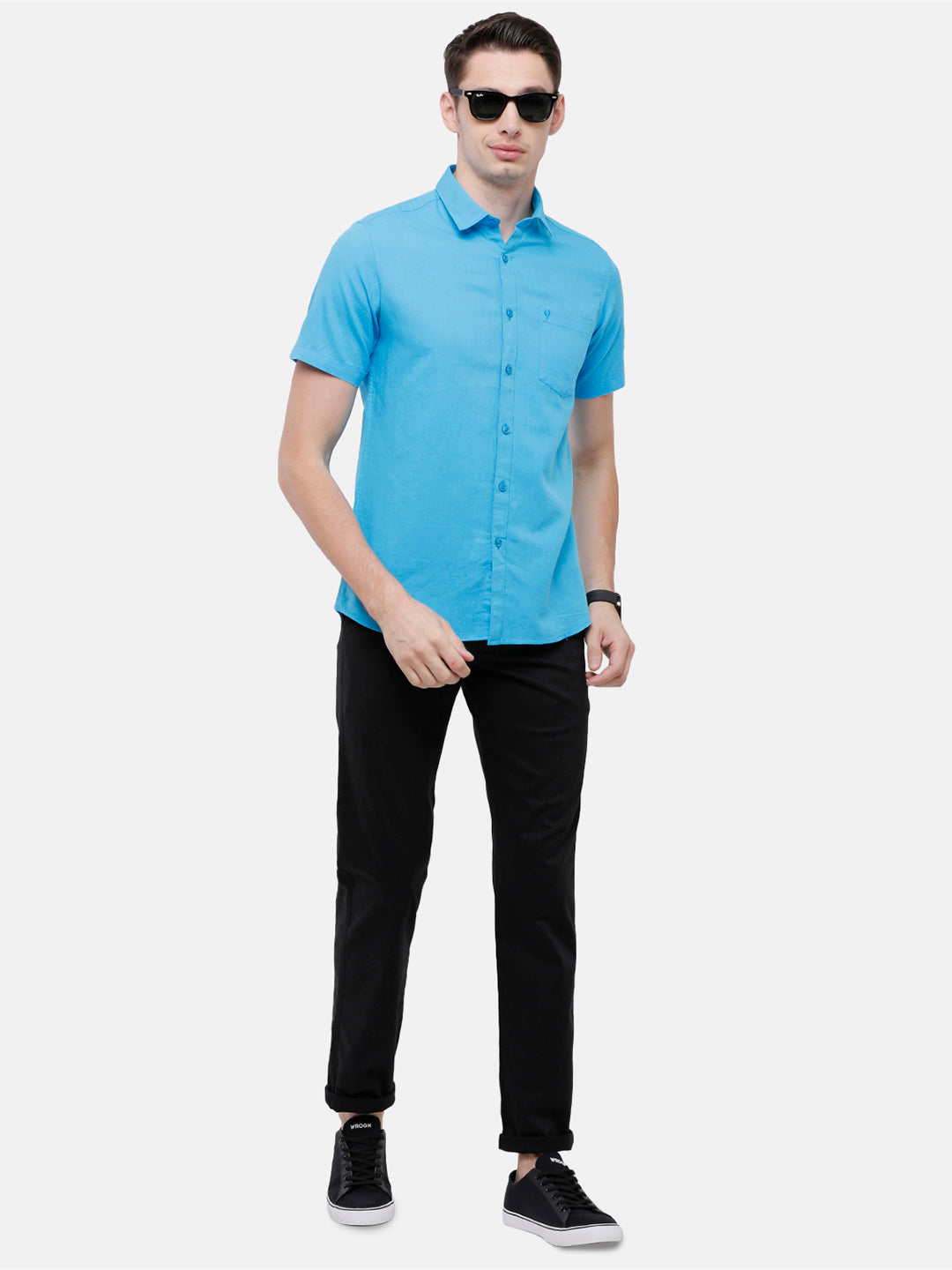 Classic Polo Mens Solid Milano Fit Half Sleeve Polo Neck Blue Woven Shirt -Mica Blue HS